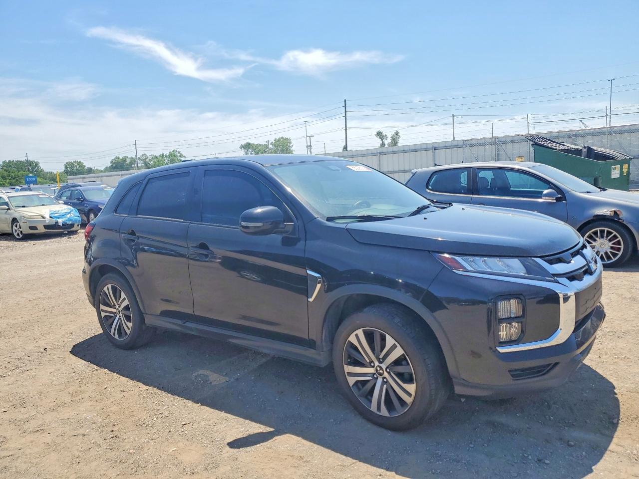 2021 Mitsubishi Outlander Sport Es - zdjęcie 4