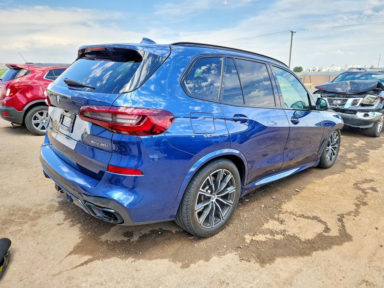 2022 BMW X5 xDrive40I - zdjęcie 3