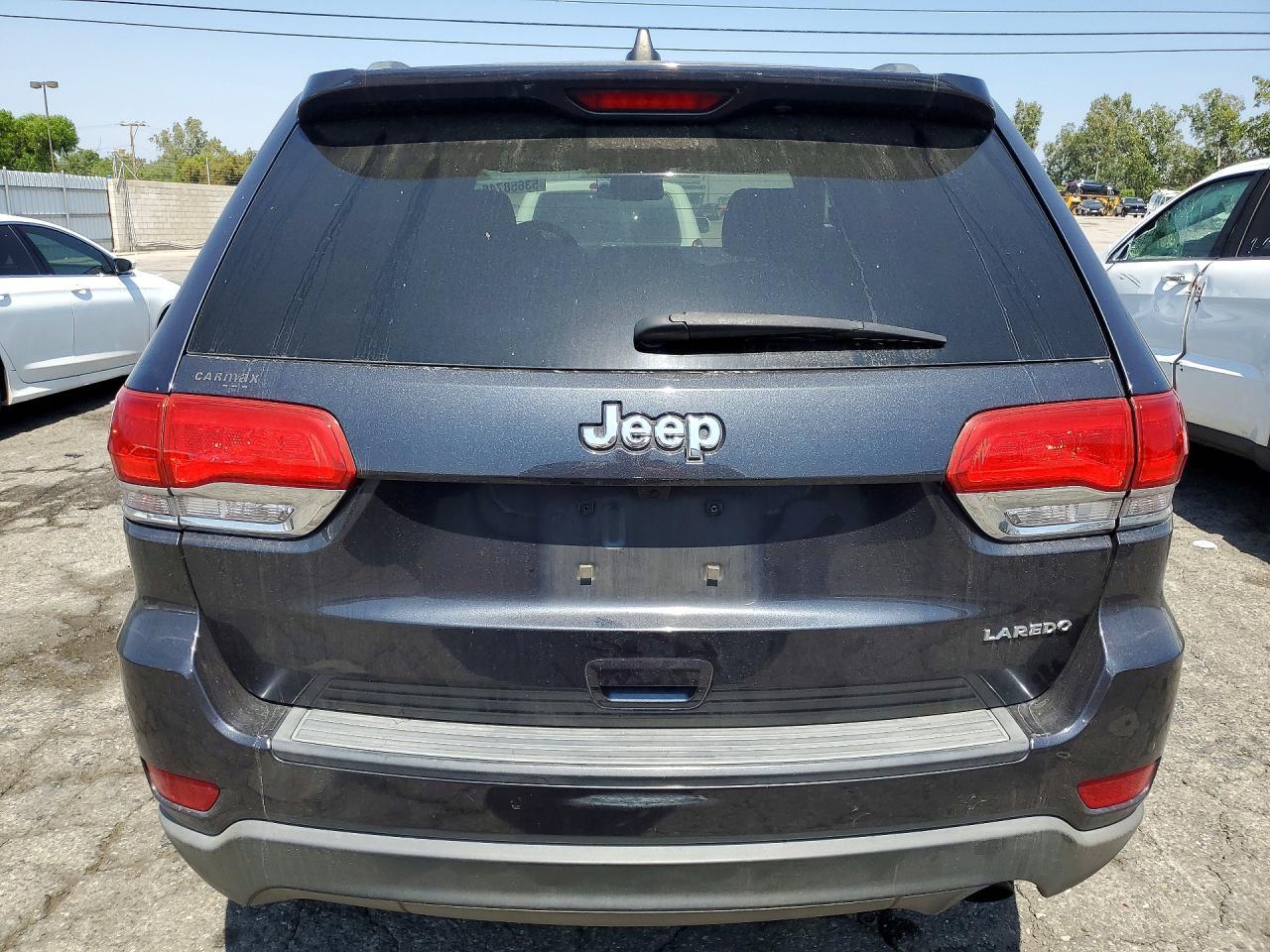 2015 Jeep Grand Cherokee Laredo - zdjęcie 6