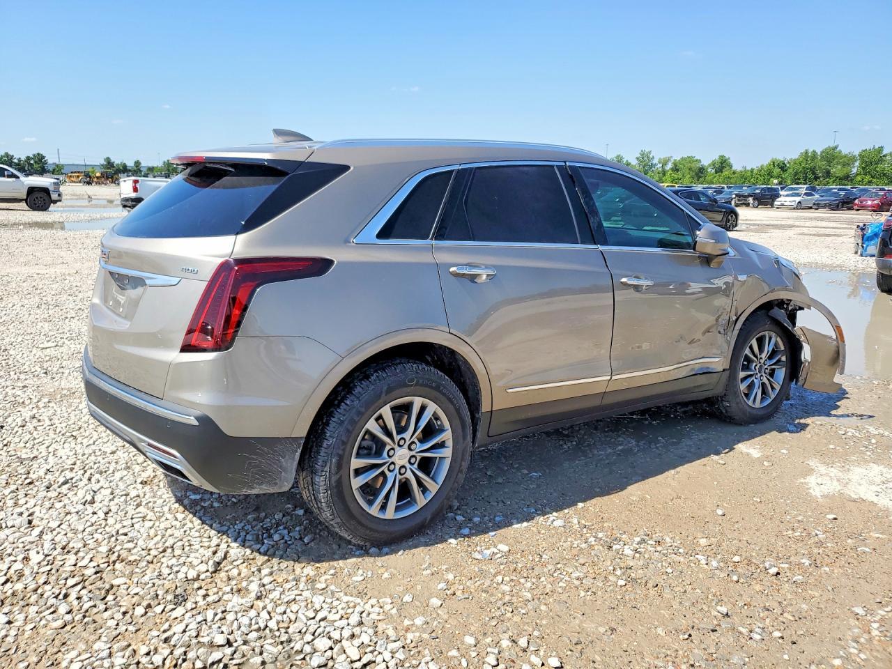 2023 Cadillac Xt5 Premium Luxury - zdjęcie 3