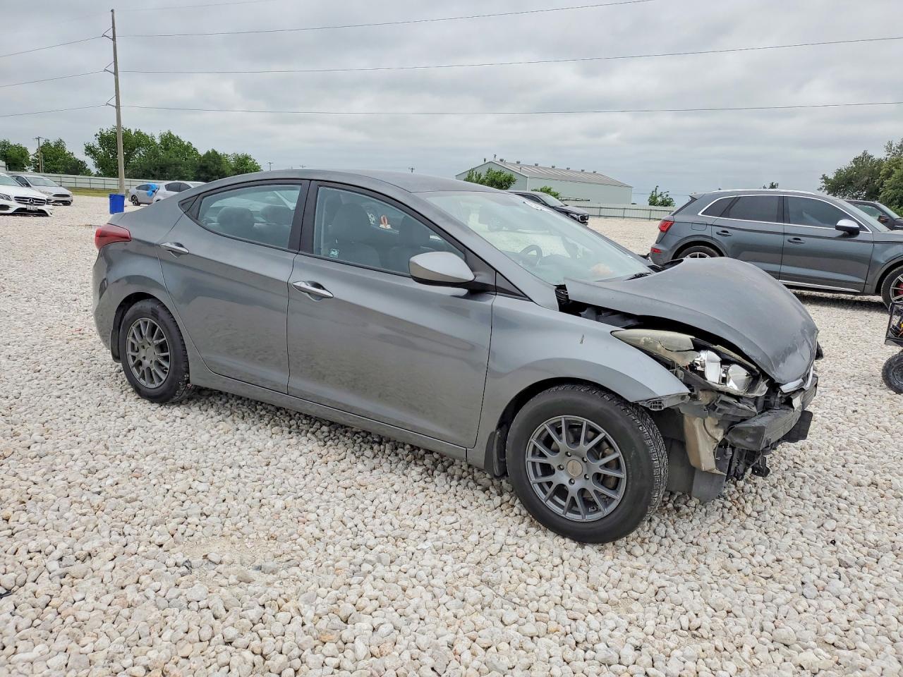 2016 Hyundai Elantra - zdjęcie 4
