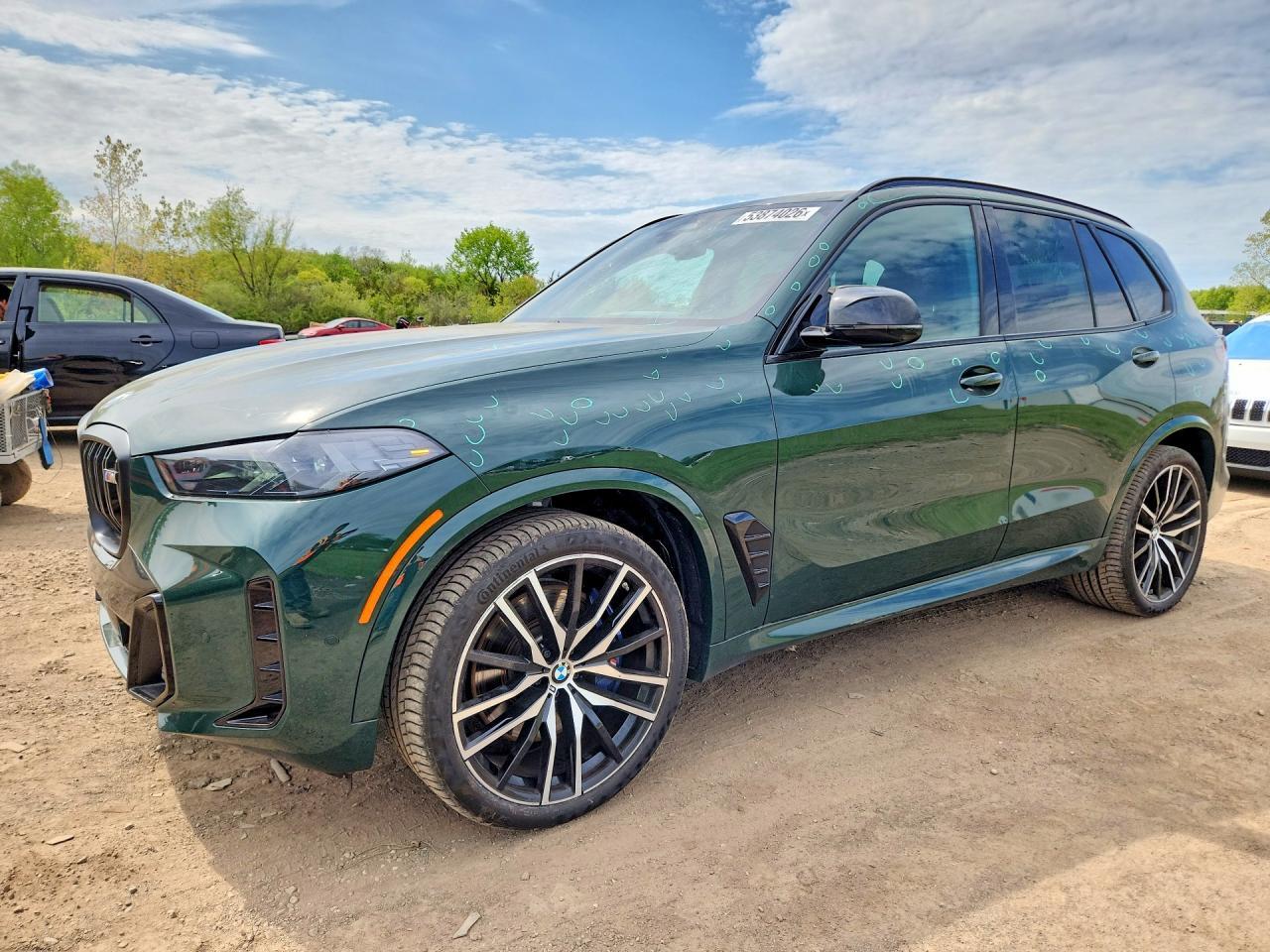 2024 BMW X5 M60I - zdjęcie główne