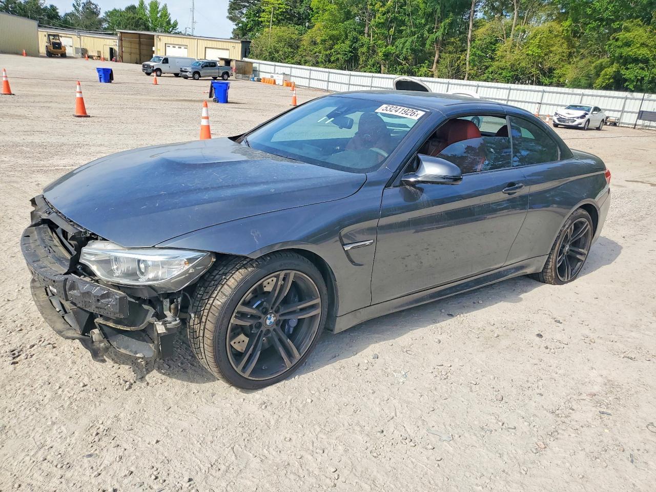 2016 BMW M4 - zdjęcie główne