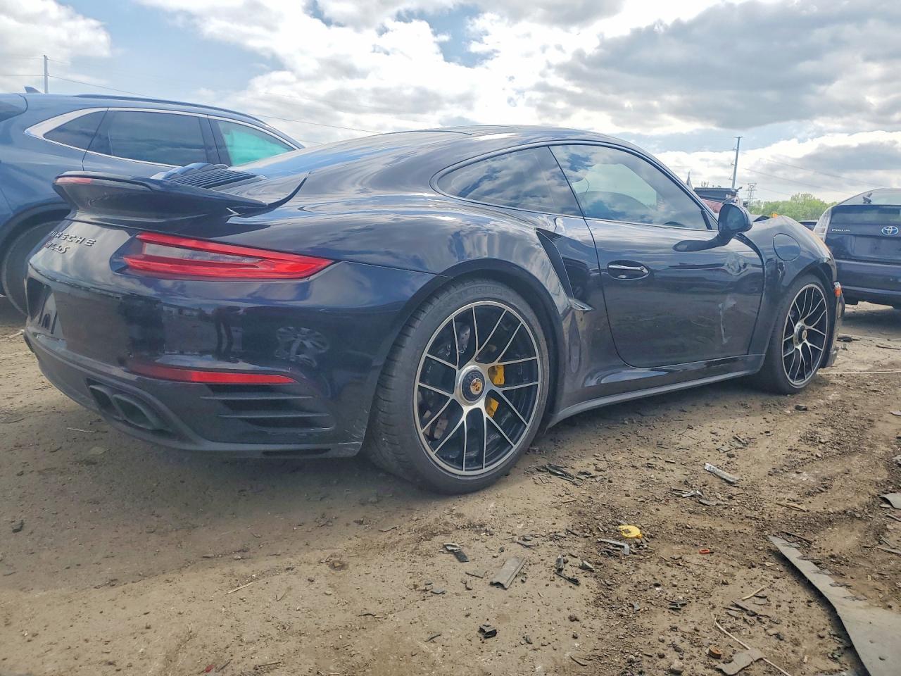 2017 Porsche 911 Turbo - zdjęcie 3
