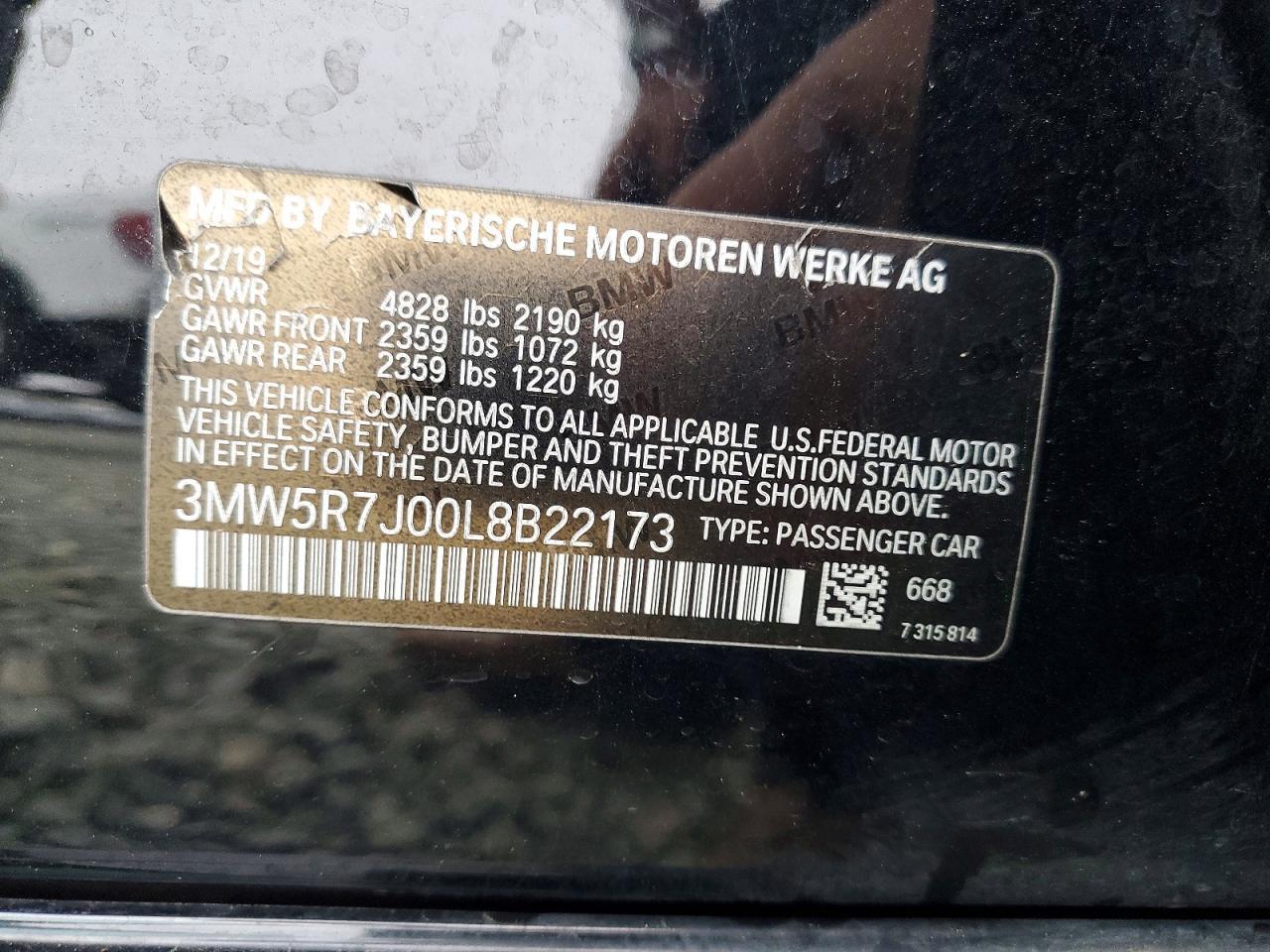 2020 BMW Seria 3 330i - zdjęcie 12