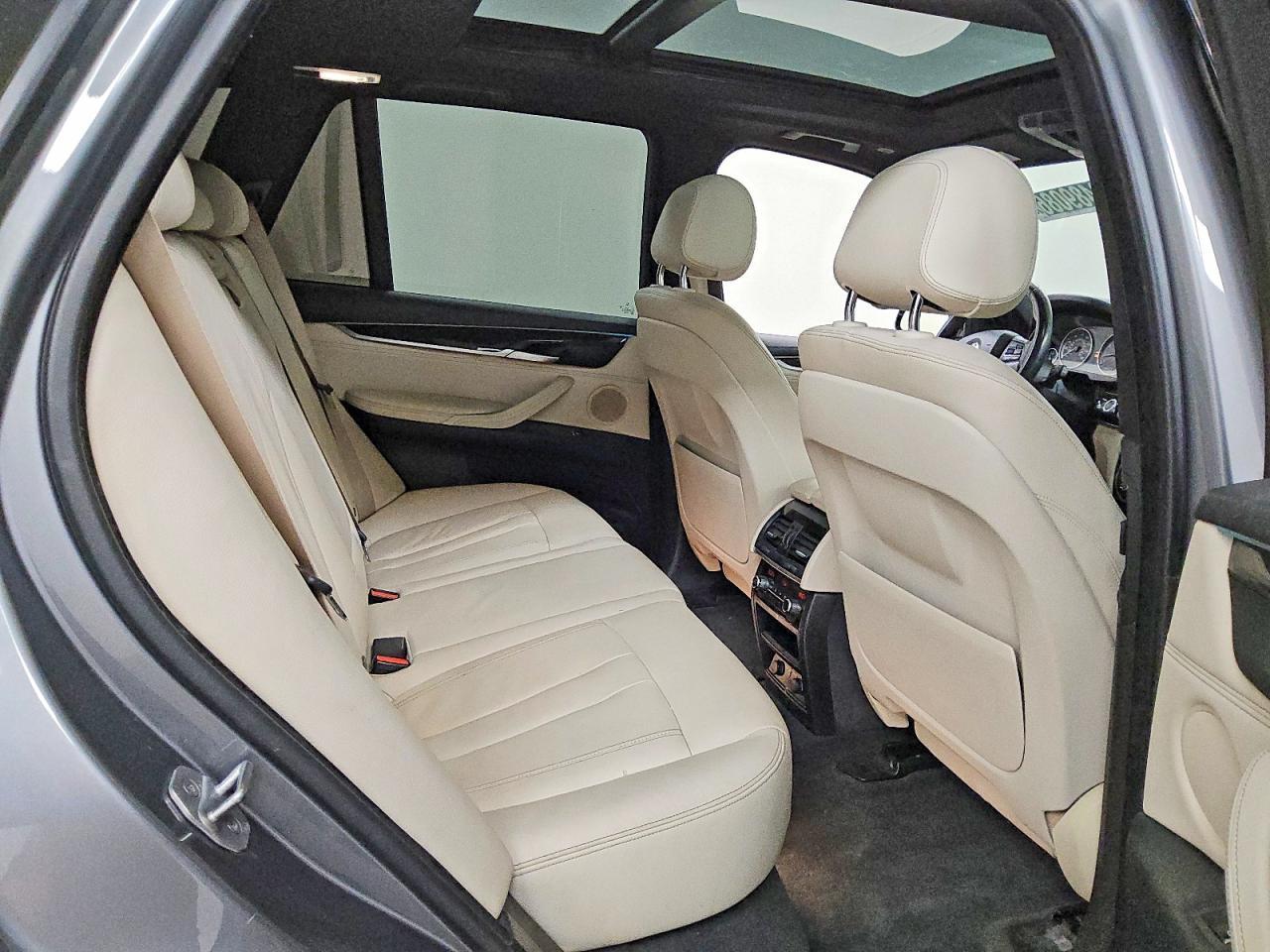2017 BMW X5 xDrive35I - zdjęcie 11