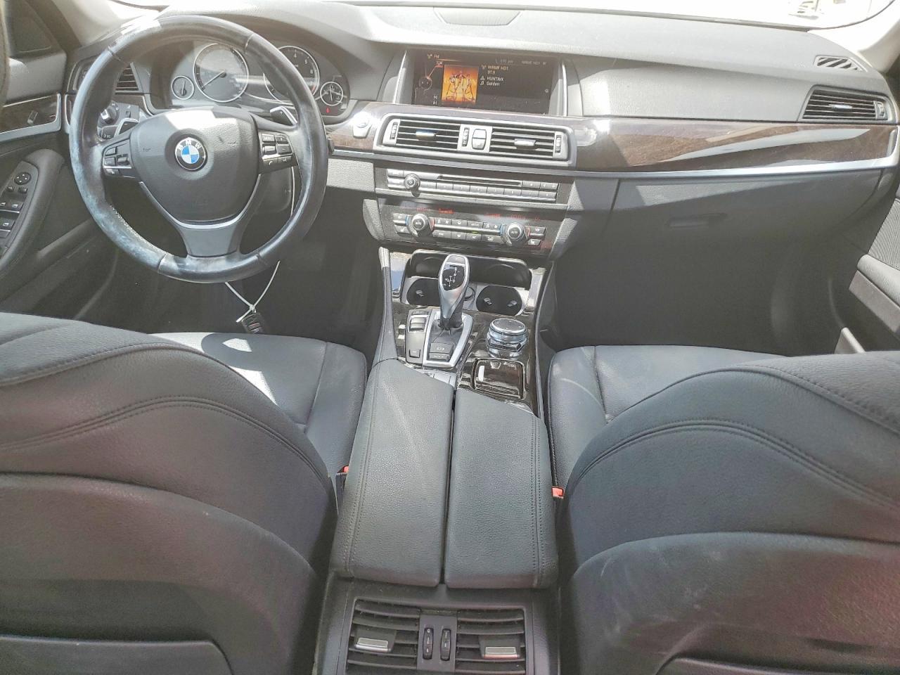 2016 BMW 528 I - zdjęcie 8