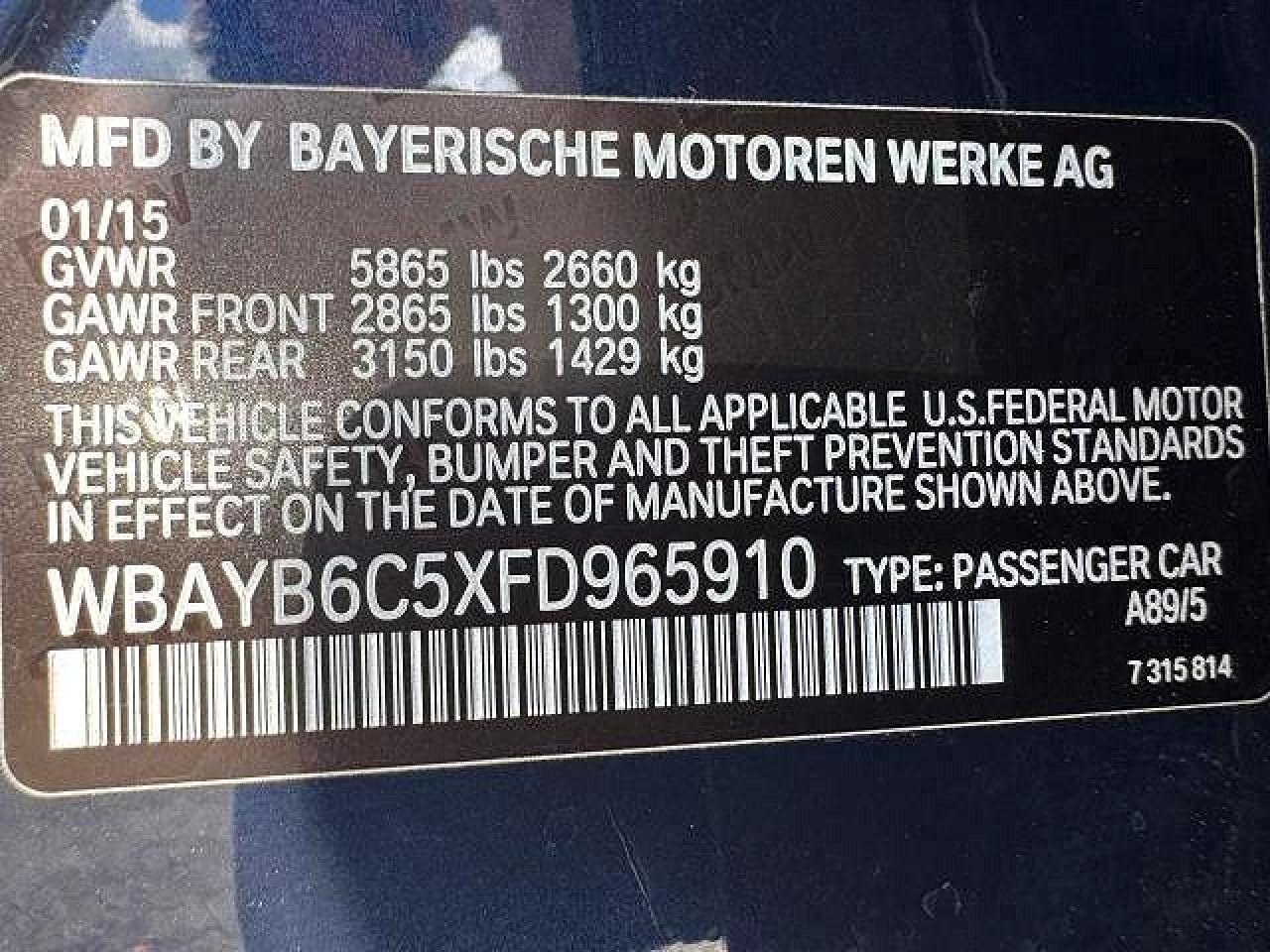 2015 BMW 750 Xi - zdjęcie 15