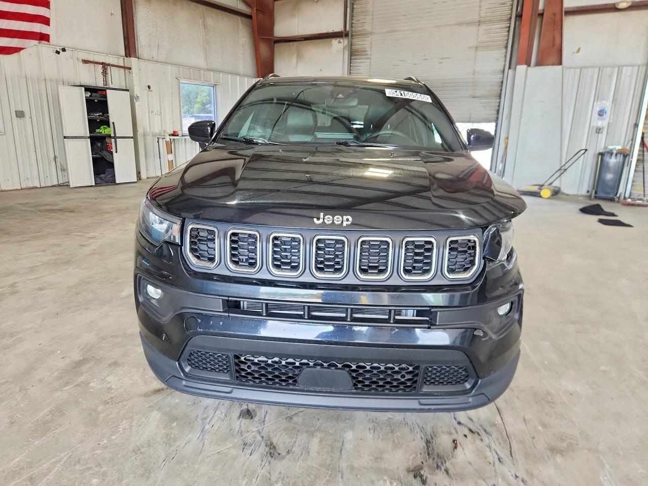 2024 Jeep Compass Latitude - zdjęcie 5