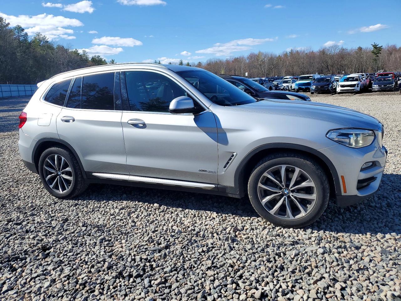 2018 BMW X3 xDrive30I - zdjęcie 4