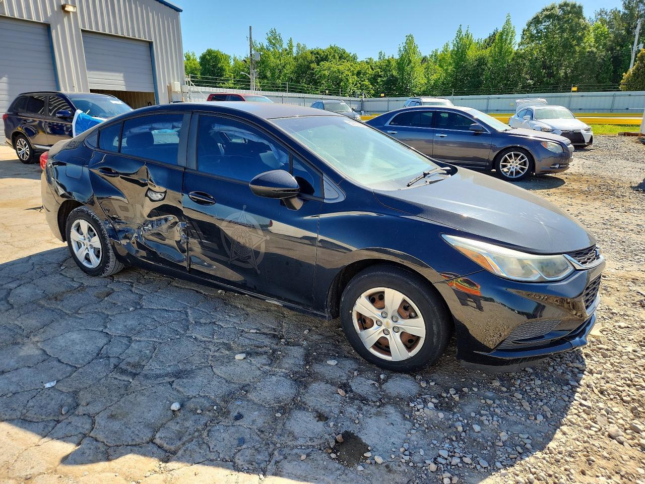 2017 Chevrolet Cruze Ls - zdjęcie 4