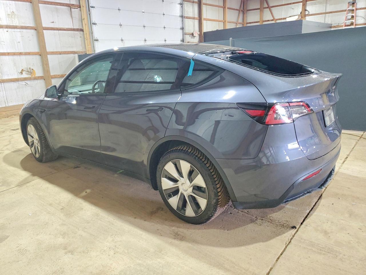 2023 Tesla Model Y - zdjęcie 2