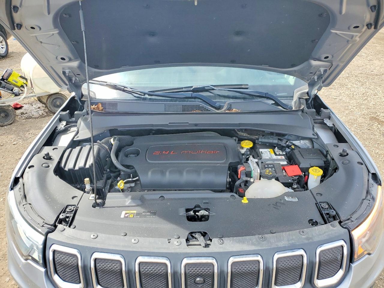 2022 Jeep Compass Latitude Lux - zdjęcie 12