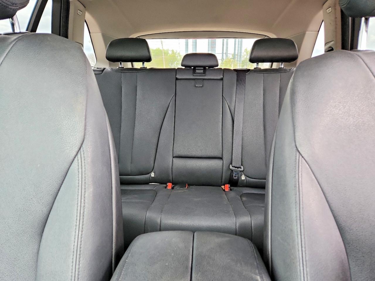 2015 BMW X5 xDrive35I - zdjęcie 10