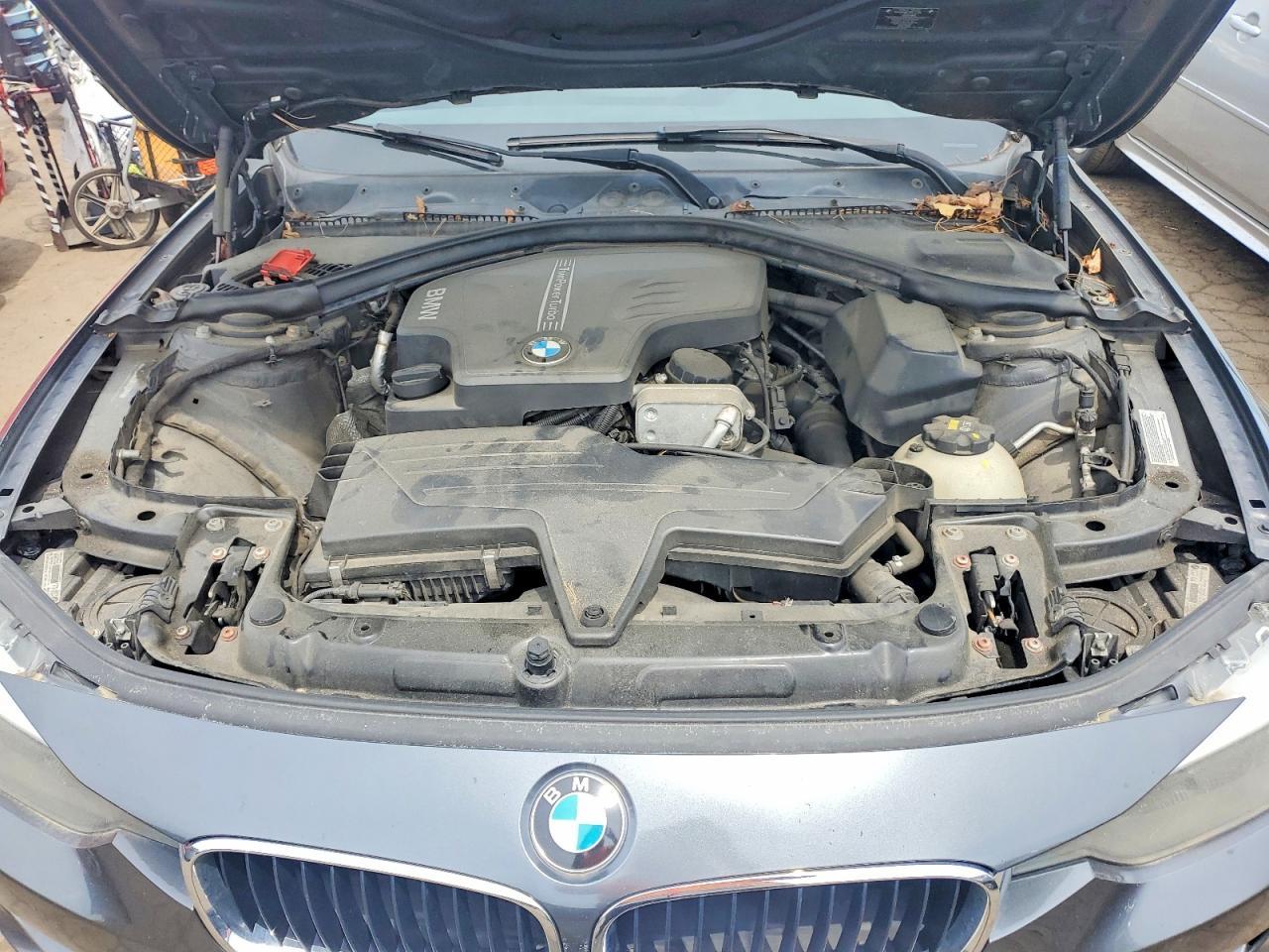 2015 BMW 3 Series - zdjęcie 11