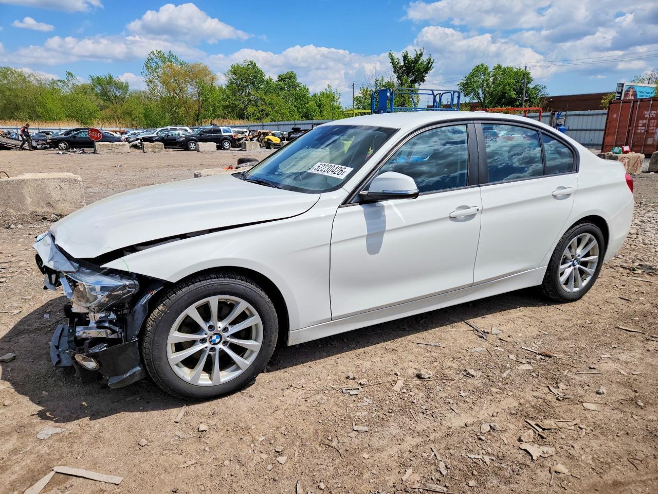 2018 BMW 320 Xi - zdjęcie główne
