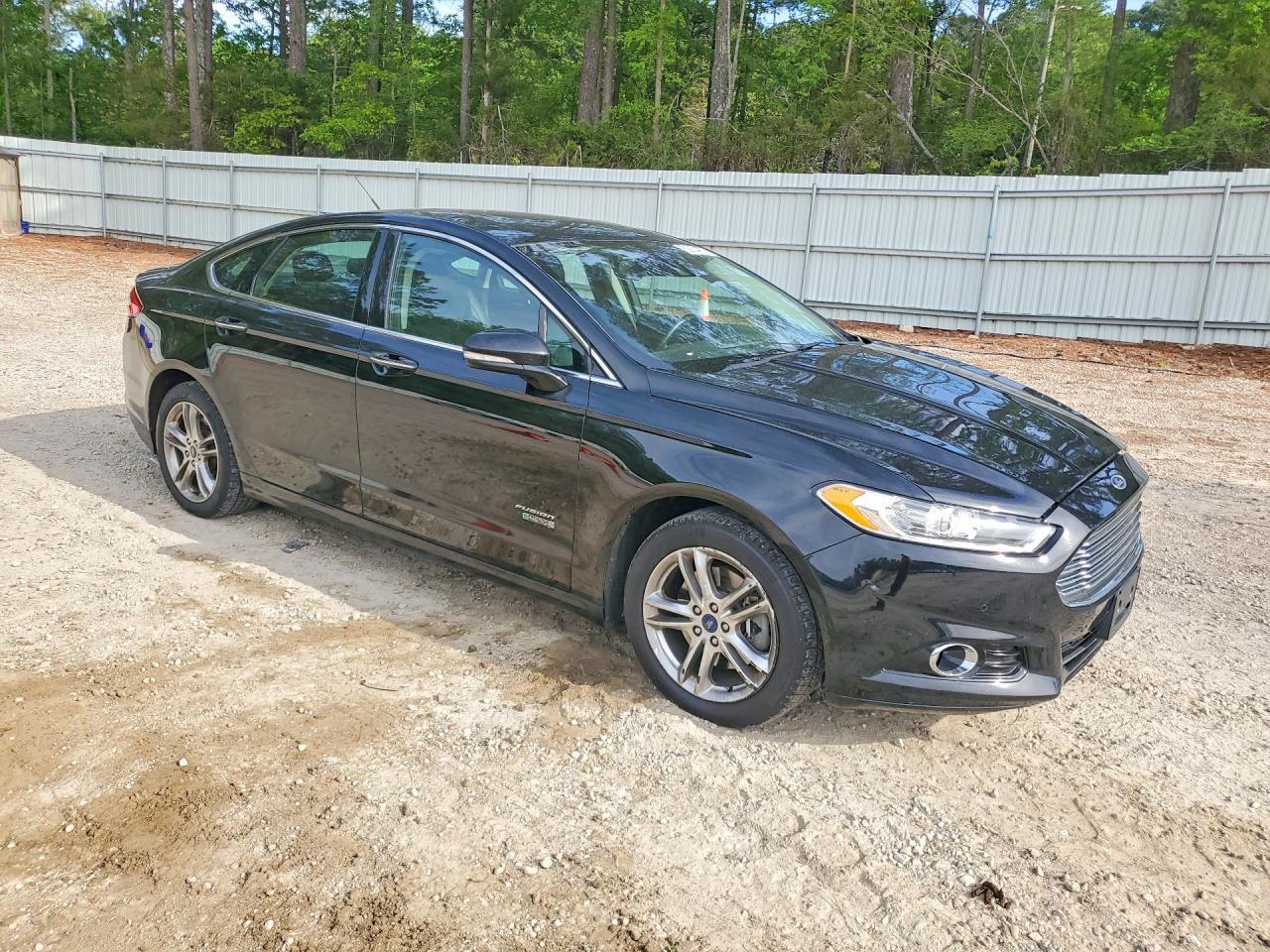 2016 Ford Fusion Titanium Phev - zdjęcie 4