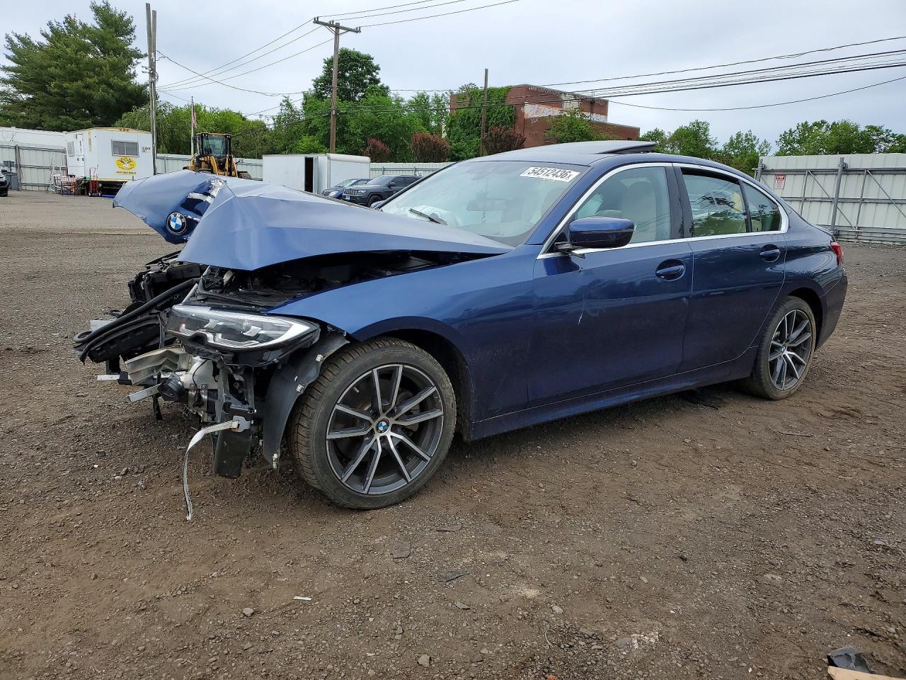 2019 BMW 330Xi - zdjęcie główne