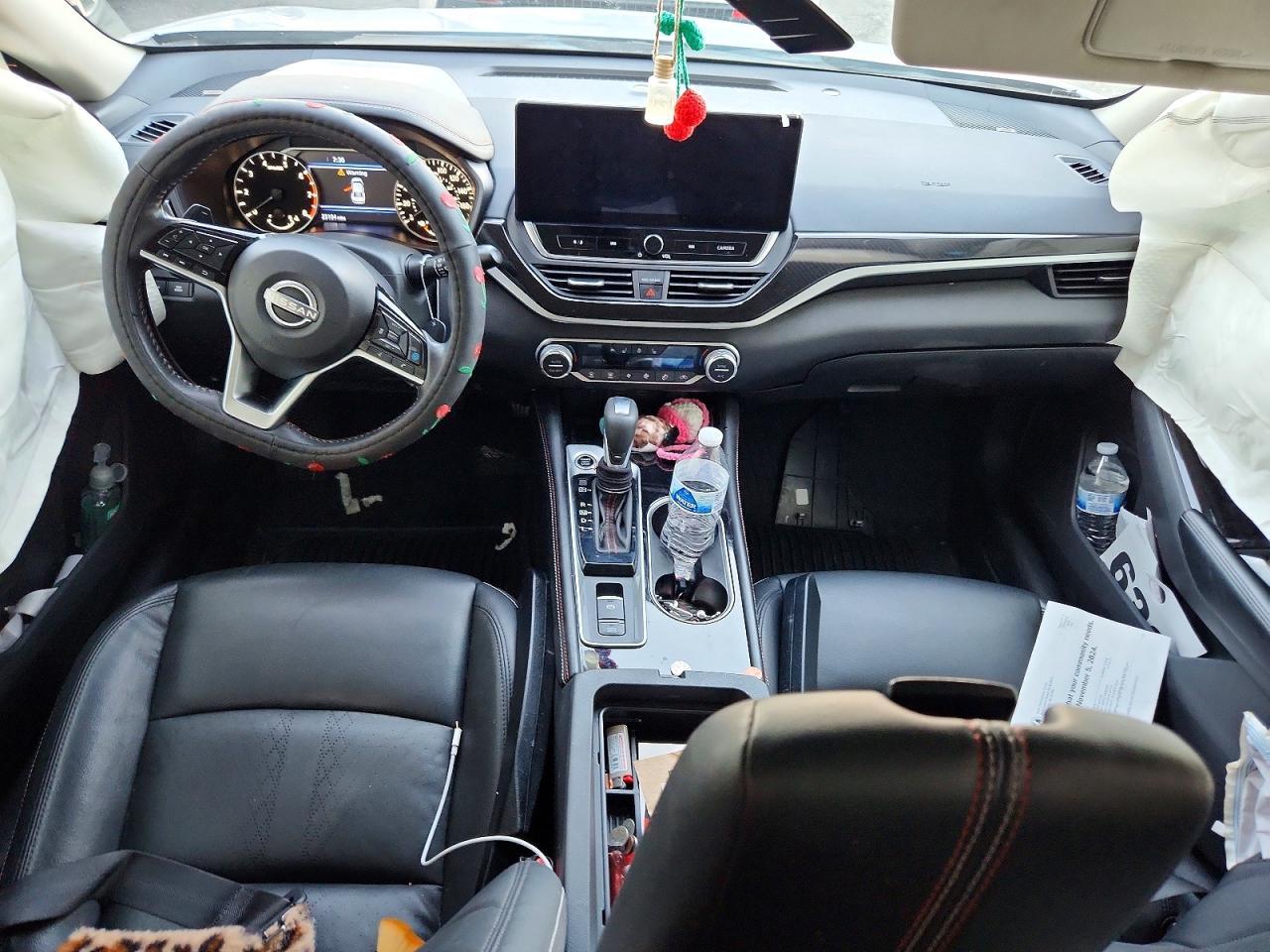 2024 Nissan Altima Sr - zdjęcie 8
