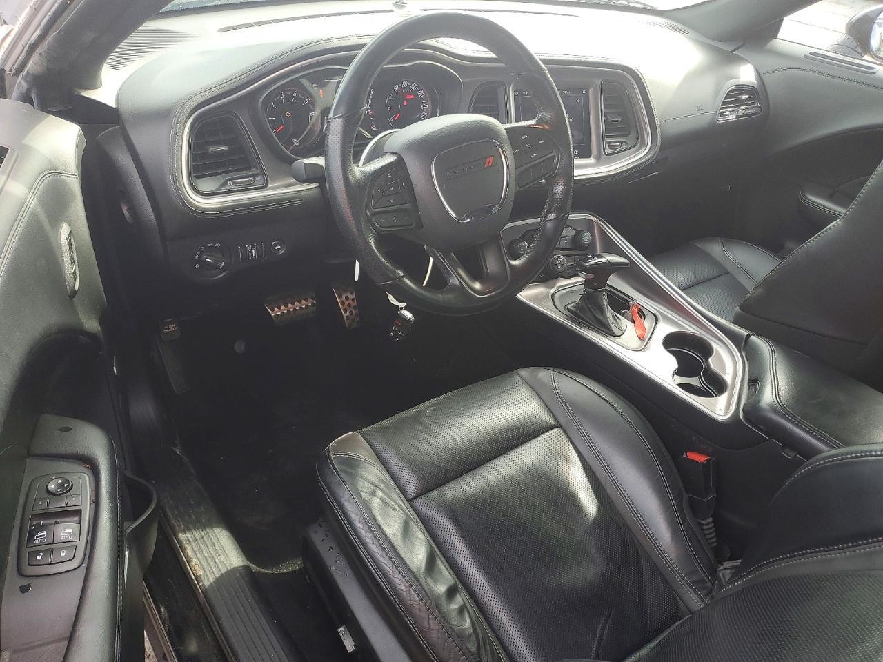2021 Dodge Challenger Sxt - zdjęcie 8