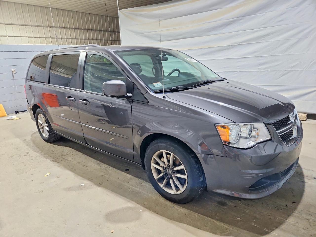 2016 Dodge Grand Caravan Sxt - zdjęcie 4
