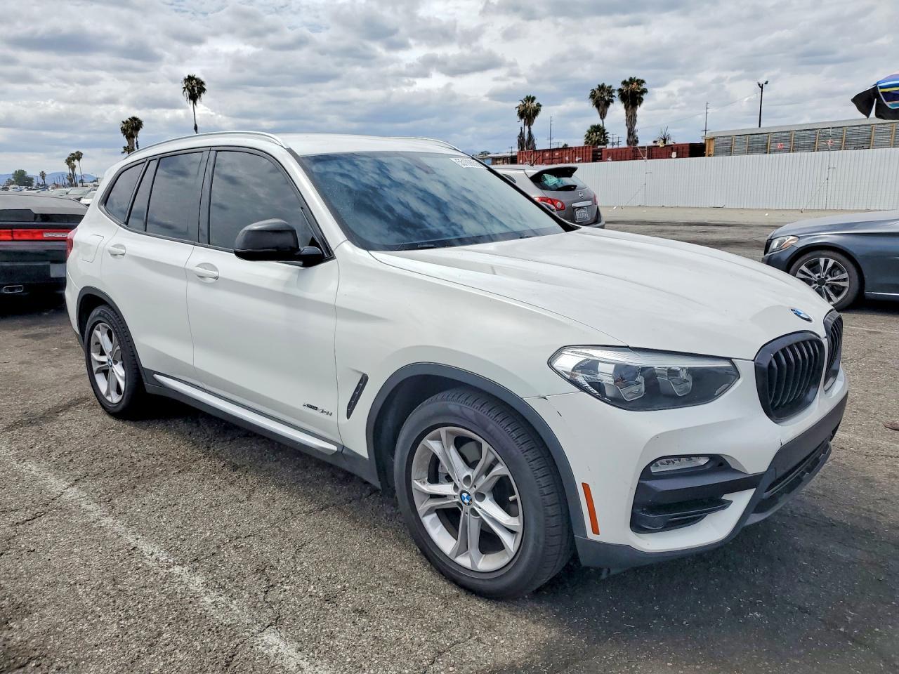 2018 BMW X3 xDrive30I - zdjęcie 4