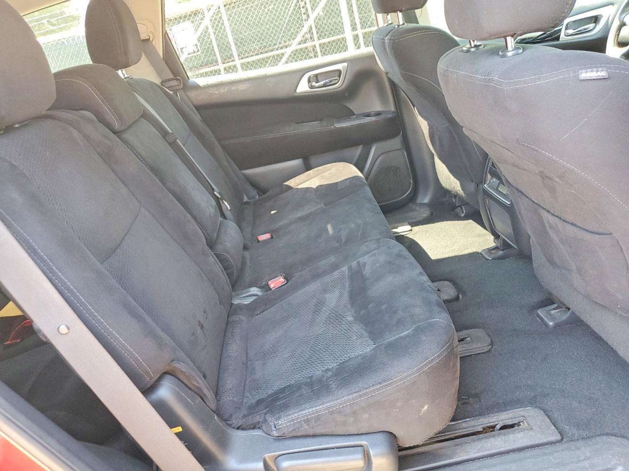 2016 Nissan Pathfinder Sv - zdjęcie 11