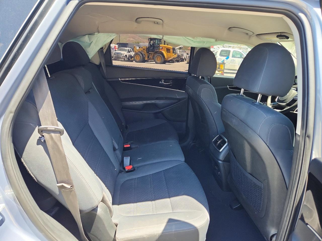 2020 Kia Sorento S - zdjęcie 11