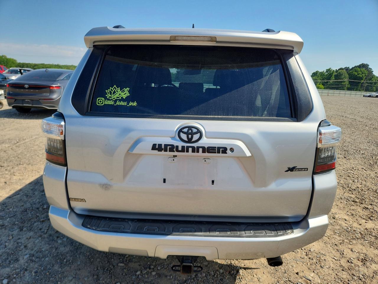 2020 Toyota 4 Runner - zdjęcie 6