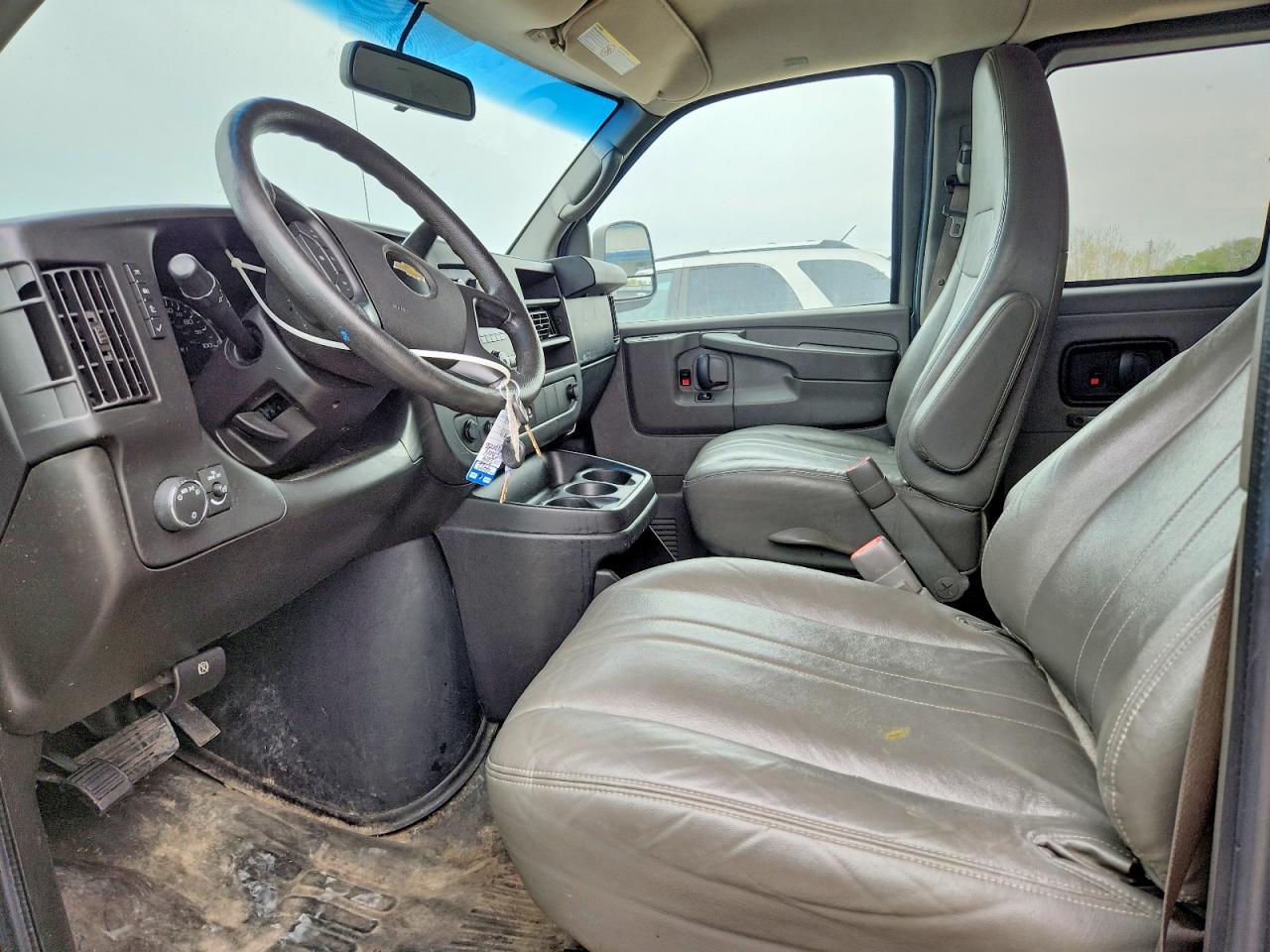 2014 Chevrolet Express G3500 Ls - zdjęcie 7