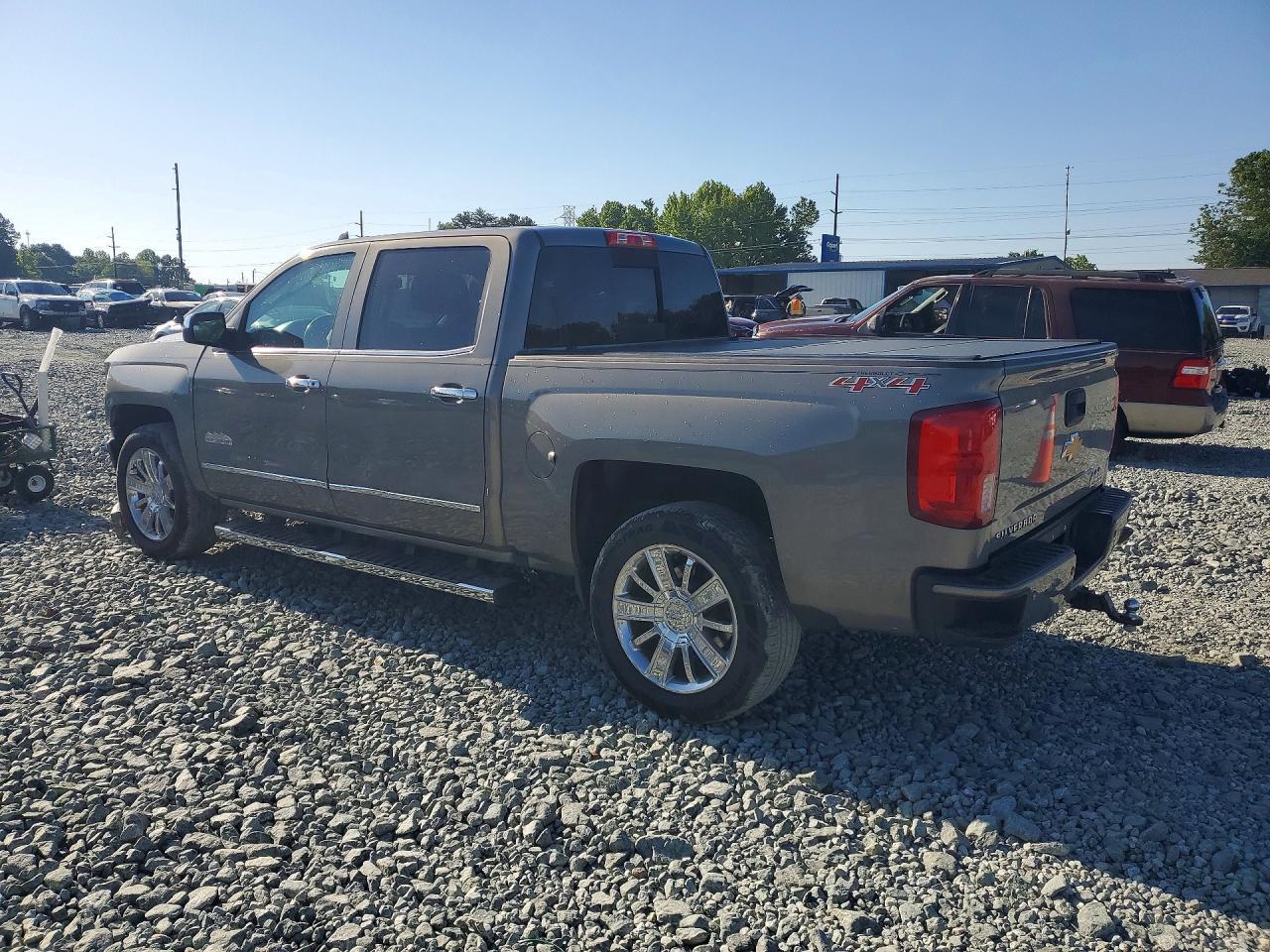 2017 Chevrolet Silverado K1500 High Country - zdjęcie 2