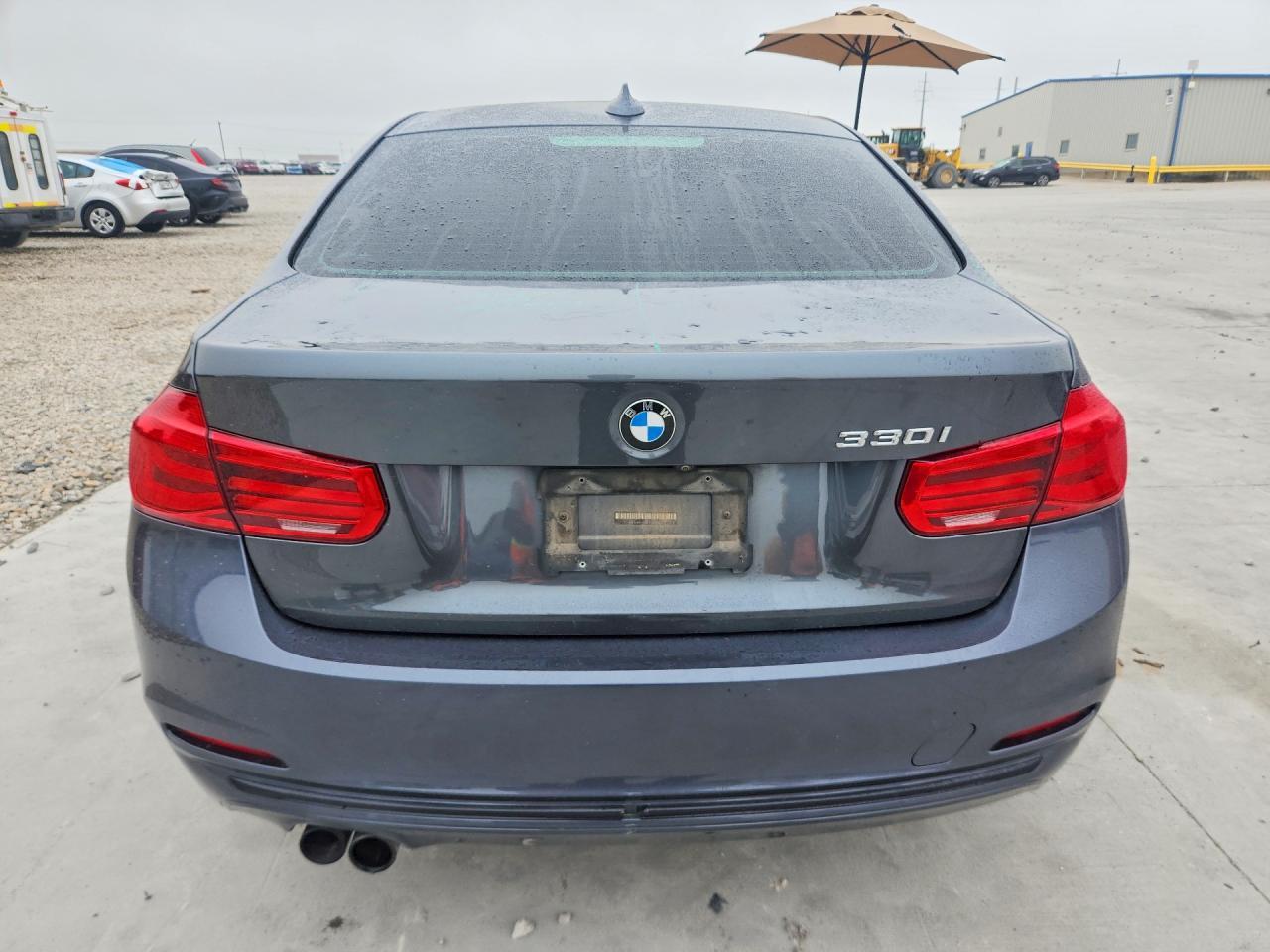 2018 BMW 330 I - zdjęcie 6
