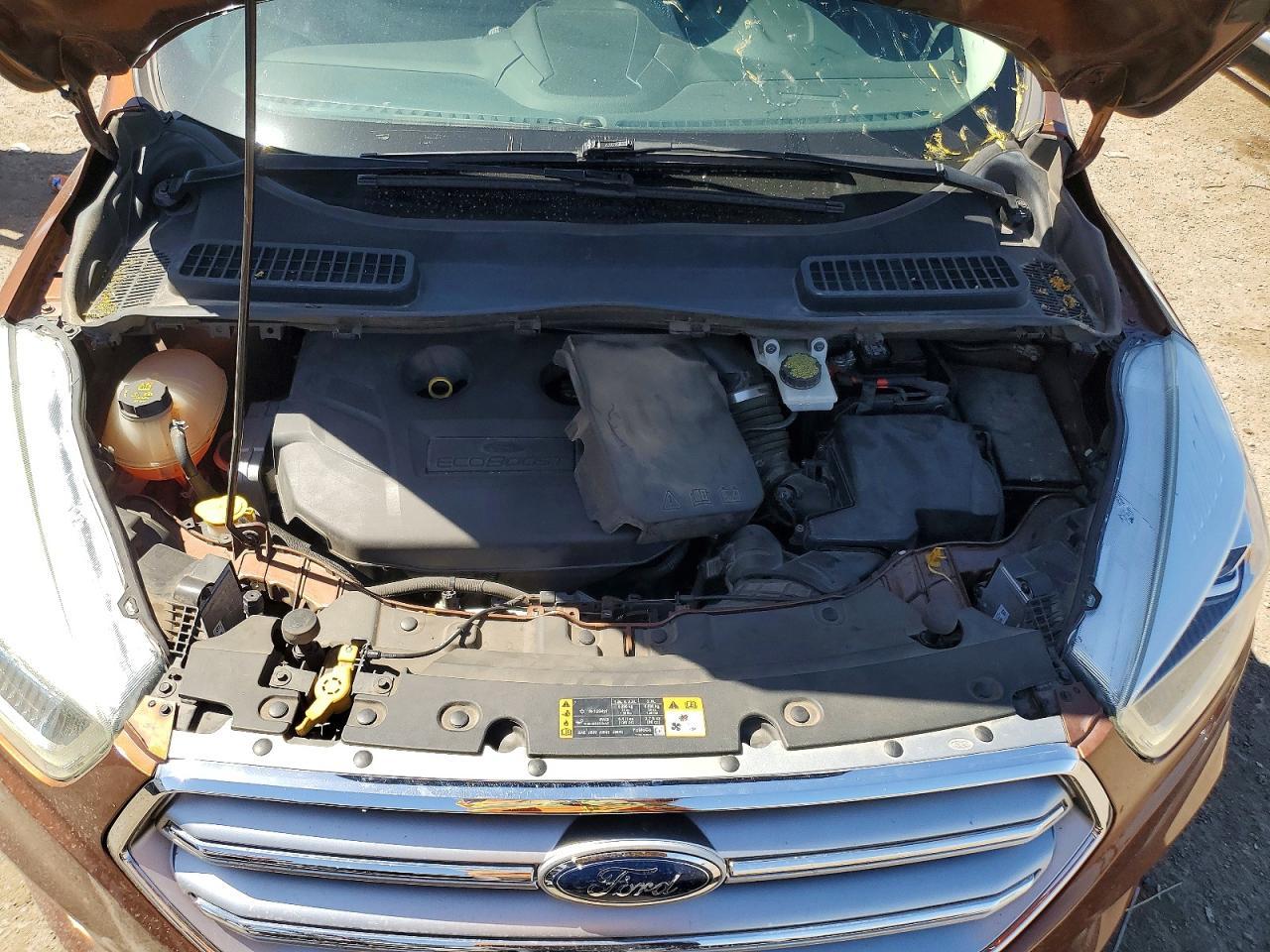 2017 Ford Escape Titanium - zdjęcie 11