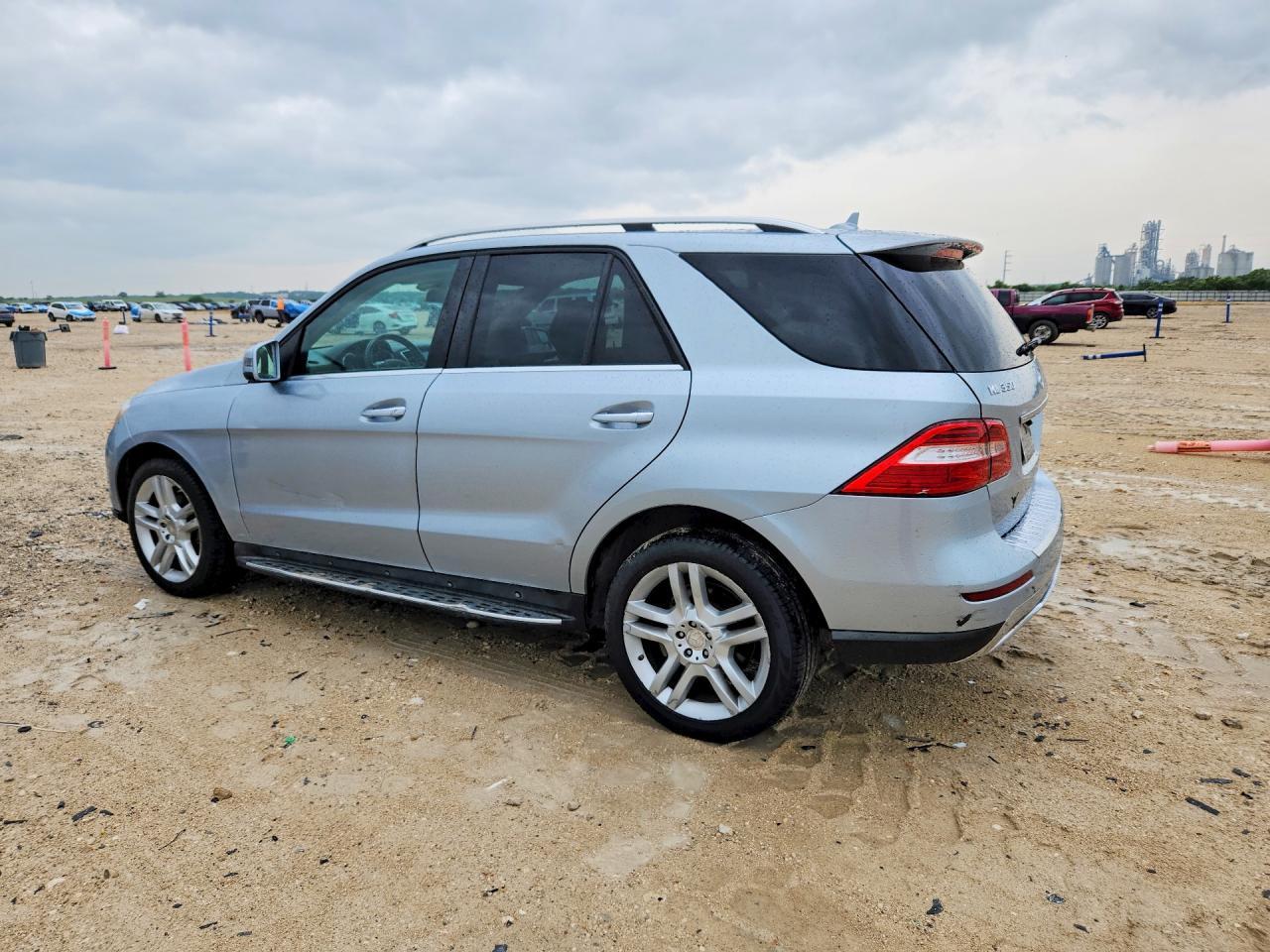 2014 Mercedes-Benz Ml 350 Bluetec - zdjęcie 2