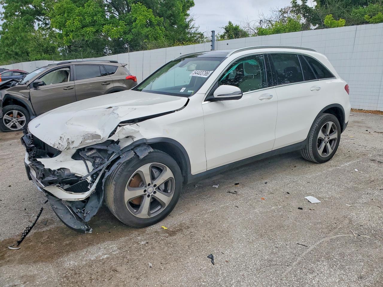 2017 Mercedes-Benz GLC