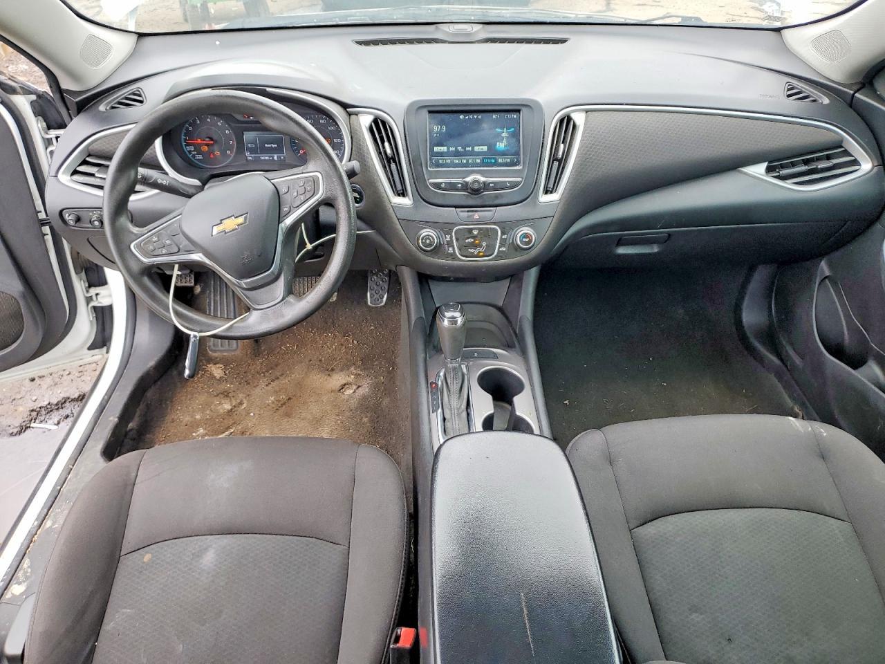 2018 Chevrolet Malibu Ls - zdjęcie 8