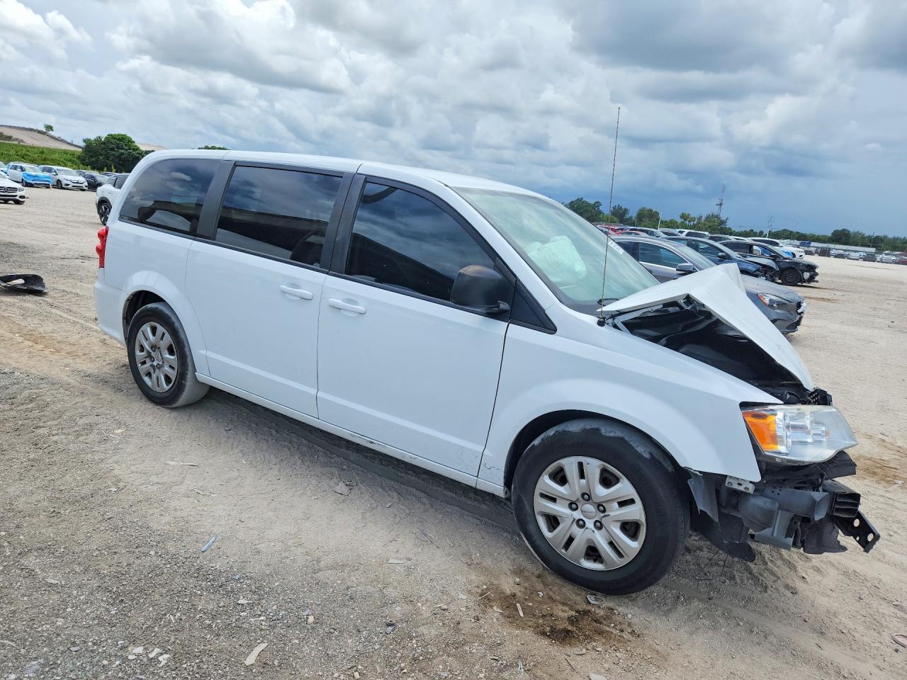 2018 Dodge Grand Caravan Se - zdjęcie 4