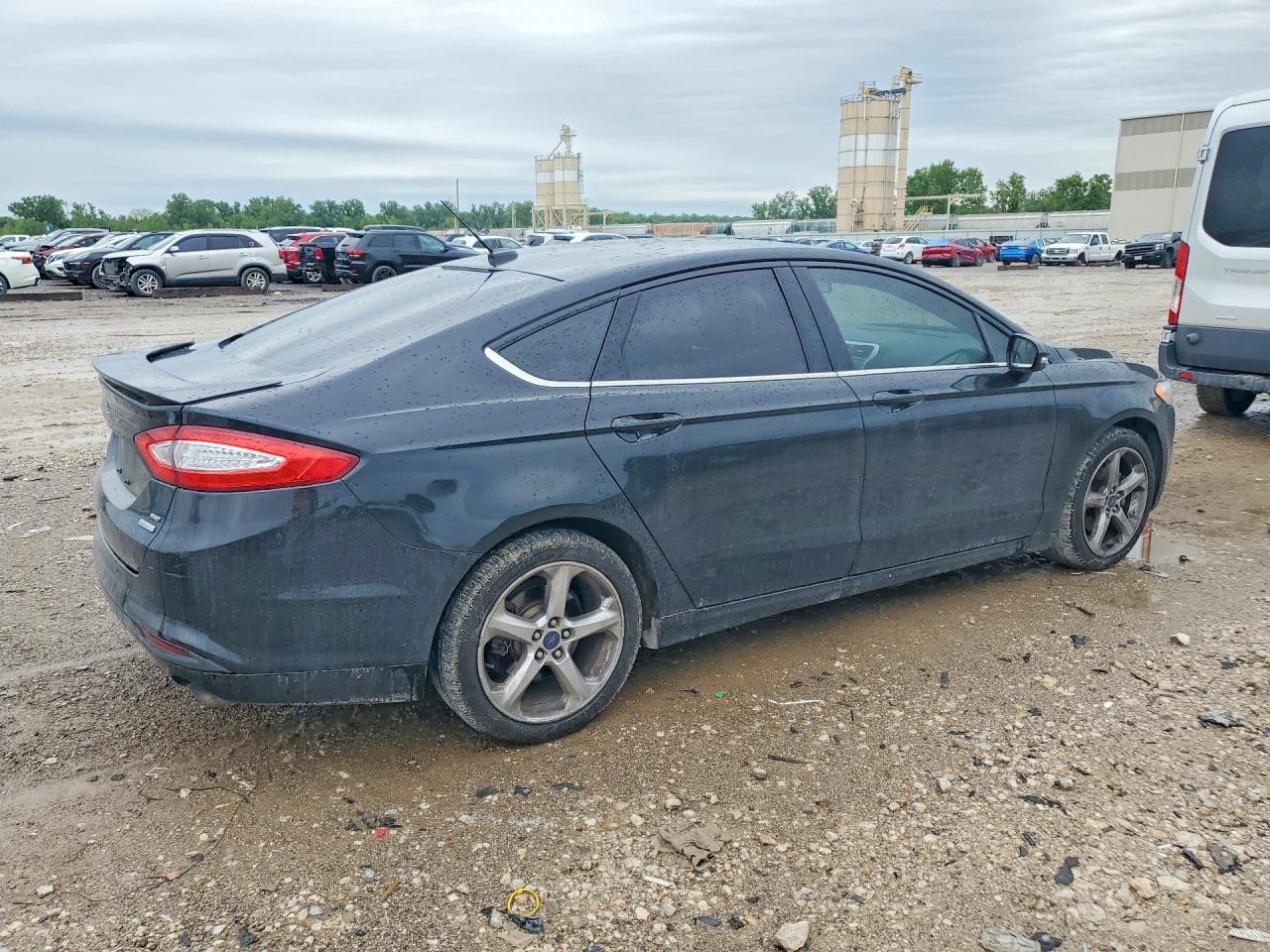 2014 Ford Fusion Se - zdjęcie 3