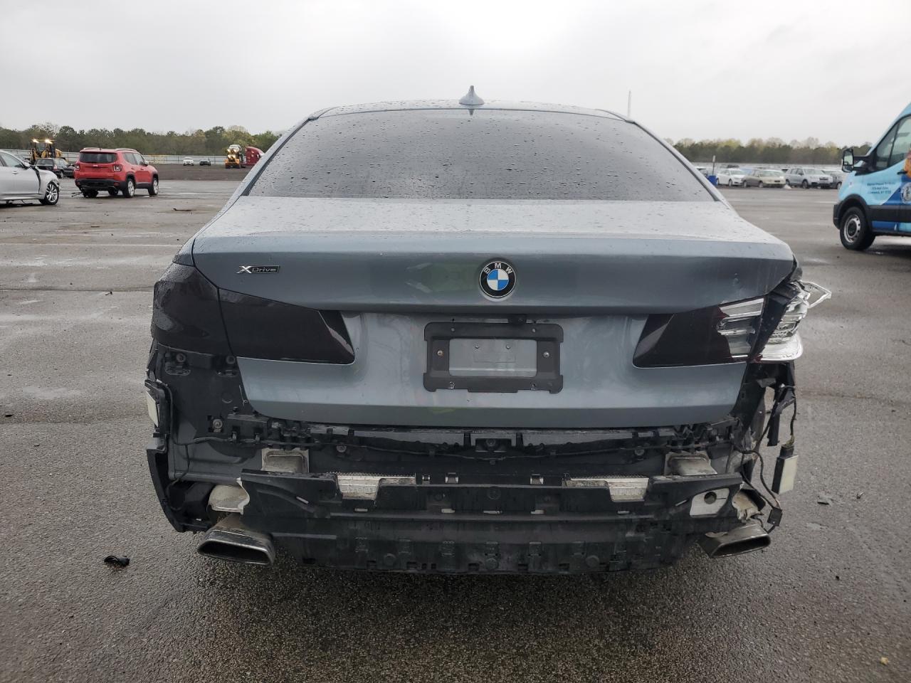 2018 BMW 530 Xi - zdjęcie 6