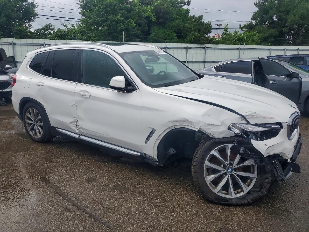 2018 BMW X3 xDrive30I - zdjęcie 4