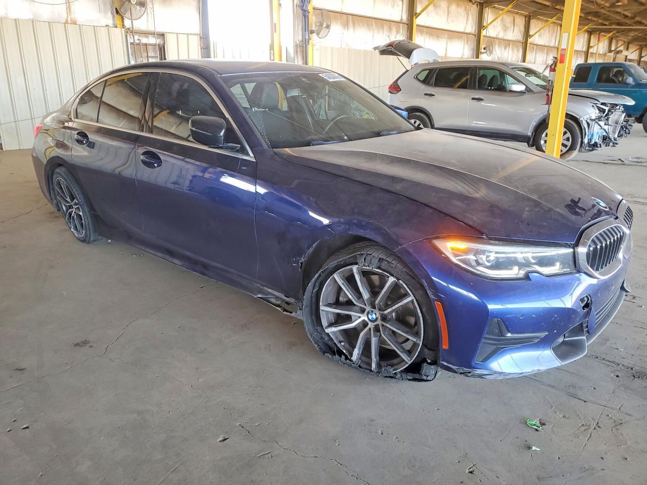 2020 BMW 330Xi - zdjęcie 4