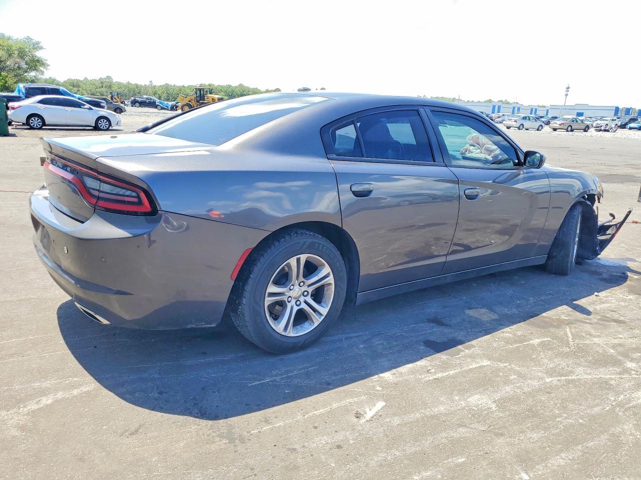 2020 Dodge Charger Sxt - zdjęcie 3