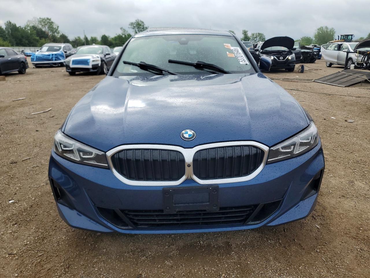 2024 BMW 330Xi - zdjęcie 5