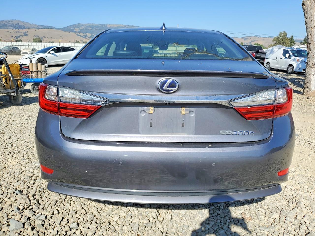 2016 Lexus Es 300H - zdjęcie 6