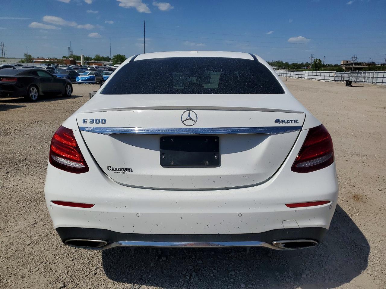 2017 Mercedes-Benz E 300 4Matic - zdjęcie 6