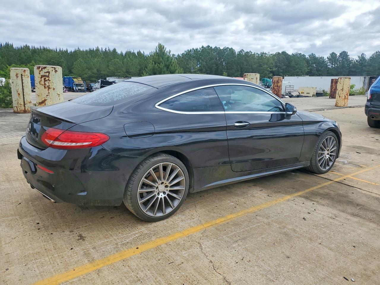 2017 Mercedes-Benz C 300 - zdjęcie 3