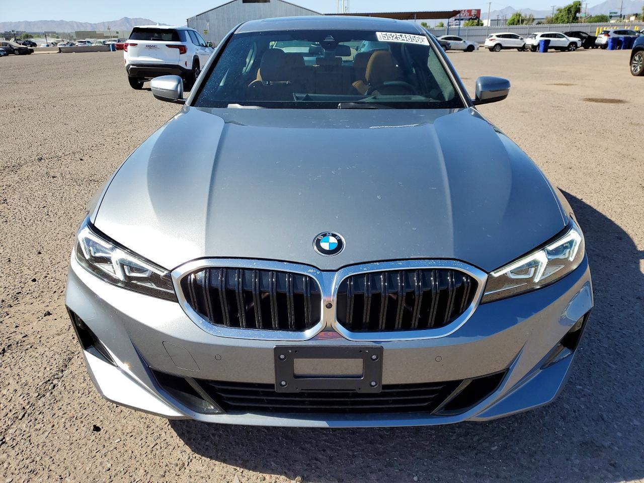 2026 BMW 330Xi - zdjęcie 5