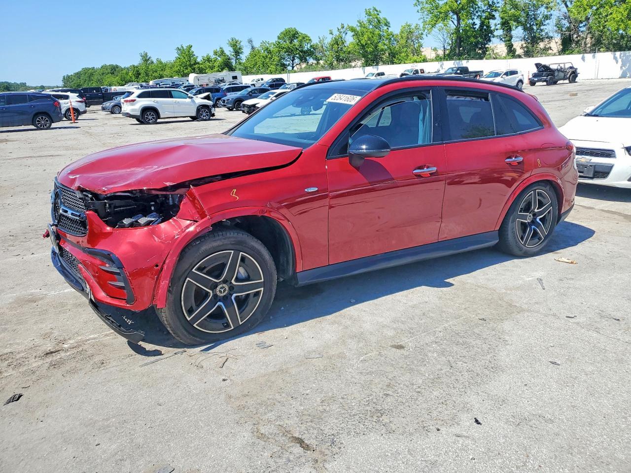 2025 Mercedes-Benz GLC