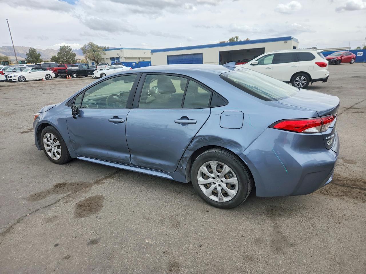 2020 Toyota Corolla Le - zdjęcie 2