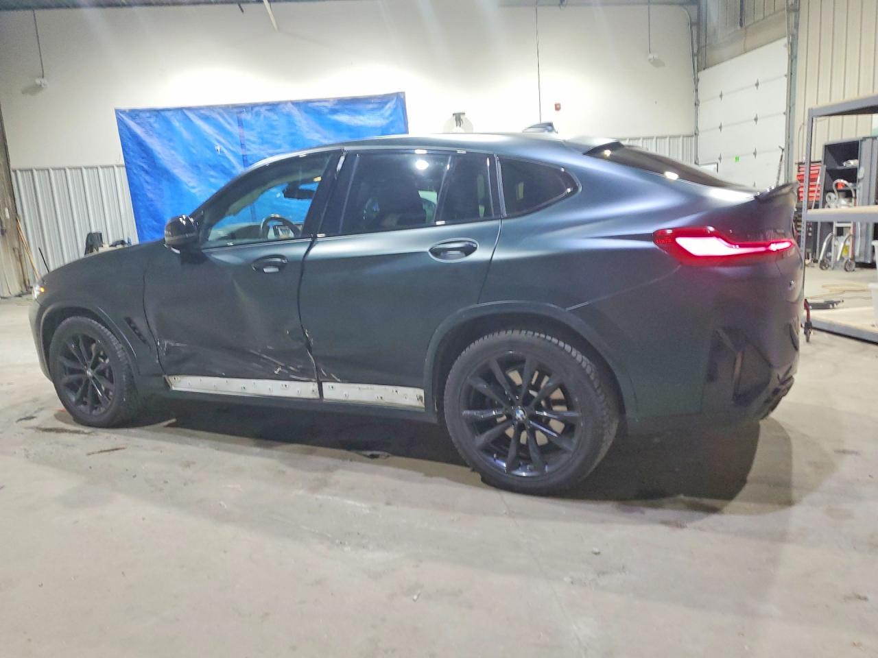 2023 BMW X4 M40I - zdjęcie 2